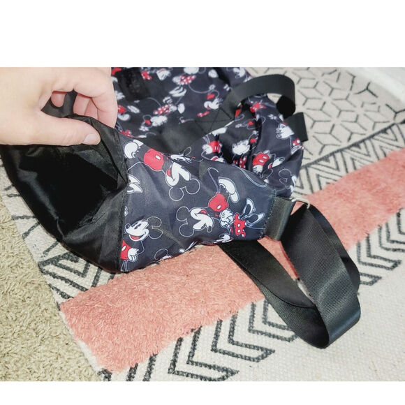 Bioworld Mickey Mouse Weekender Duffel Travel Tote Overnight Bag - Picture 4 of 16